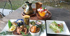 5. Cafe Katsuura